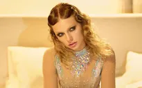 Taylor Swift biến thành công chúa hắc ám trên Vogue