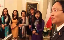 Đại sứ Việt Nam tại Ba Lan gặp gỡ đại diện các tổ chức cộng đồng