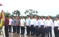 PTTg Trương Hòa Bình dâng hương tưởng nhớ các mẹ Việt Nam anh hùng
