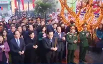 Dâng hương tưởng niệm người dân Hà Nội bị bom Mỹ sát hại năm 1972