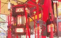 Hơn 3,7 tỷ đồng làm từ thiện từ đấu giá lồng đèn tại lễ hội chùa Bà Bình Dương