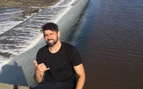 Diego Costa tức tối không về tập cùng Chelsea