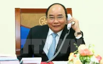 Thủ tướng Nguyễn Xuân Phúc điện đàm với quyền Tổng thống Hàn Quốc