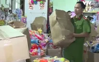Thanh Hóa phát hiện hơn 1000 khẩu súng nhựa và đồ chơi bạo lực