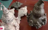Quảng Ngãi: Nhiều người dân mất tiền vì bị bẫy lừa mua đồ cổ giả