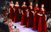 Áo dài dát vàng – điểm nhấn thú vị tại NewYork Couture Fashion Week