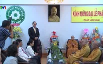 Đồng chí Nguyễn Thiện Nhân chúc mừng Đại lễ Phật đản