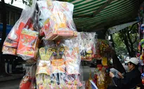 Người dân thay đổi thói quen đốt vàng mã