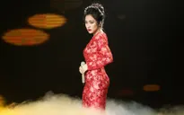 Hòa Minzy lúc nào cũng "tăng động" mà hóa ra hợp làm công chúa Bolero thế này!