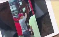 Nhân viên nhà xe cư xử thô lỗ với khách nước ngoài bị buộc nghỉ việc