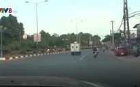 Cho đi nhờ xe ô tô để dàn cảnh trộm cắp tài sản