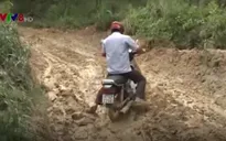 Hàng trăm hộ dân không bán được nông sản do giao thông ách tắc