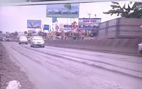 Mặt đường cửa ngõ phía Đông TP.HCM trồi nhựa vì hằn lún