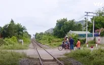Ninh Thuận: Nhiều đường ngang không đảm bảo an toàn
