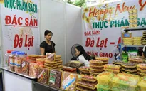 TP.HCM tổ chức hội chợ Tết cho học sinh, sinh viên