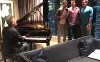 Tài ca hát của Federer và Dimitrov