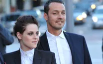 Đạo diễn Rupert Sanders gọi cuộc tình với Kristen Stewart là "sai lầm chốc lát"