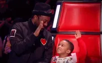 HLV The Voice Anh bất ngờ nhường ghế nóng cho khán giả nhí
