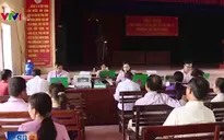 Gánh nặng học phí của gia đình nghèo trước năm học mới