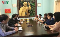 Gặp mặt học sinh đoạt giải cuộc thi "Em vẽ Việt Nam, em vẽ nước Nga"