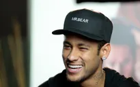 Neymar buông lời chế giễu Man Utd