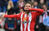 AC Milan bất ngờ muốn cứu sao Sunderland khỏi "tàu đắm"