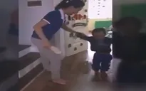 Vụ giáo viên dùng dép đánh trẻ: 1 trong 2 cô giáo không có nghiệp vụ sư phạm