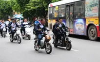 Chấn chỉnh việc học sinh không đội mũ bảo hiểm, vượt đèn đỏ