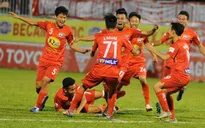 Vòng 22 V.League 2017: CLB Quảng Nam 1-1 HAGL, S.Khánh Hòa BVN 3-2 SHB Đà Nẵng, CLB TP Hồ Chí Minh 1-1 B.Bình Dương