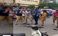 Video hành hung người nước ngoài sau va chạm giao thông gây xôn xao mạng xã hội
