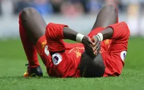 Sao Liverpool khóc 2 lần trong ngày vì bị CĐV chế nhạo