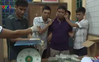 Bắt đối tượng vận chuyển 20 bánh heroin tại Hưng Yên