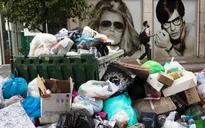 Hy Lạp: Nhân viên vệ sinh tiếp tục biểu tình, Thủ đô Athens ngập rác