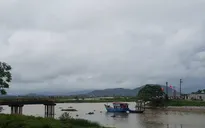 Sà lan tông sập cầu Sông Hoàng ở Thanh Hóa