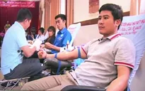 TP.HCM: Hàng trăm sinh viên Lào tham gia hiến máu tình nguyện