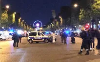 Vụ nổ súng tại Paris: Tổng thống Pháp triệu tập họp Hội đồng quốc phòng