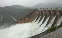Kiểm tra tình hình hồ chứa tại tỉnh Hòa Bình