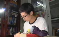 Nghỉ học tại trường, hai anh em vẫn đạt điểm IELTS 8.0