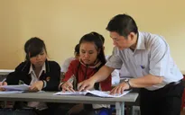 Hòa Bình: Động viên học sinh vùng cao đến trường ôn tập