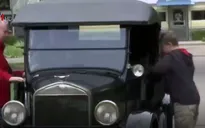 Bảo tàng dạy lái xe hơi cổ của Henry Ford