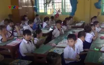 Thu tiền sai, 14 trường ở Đồng Tháp phải trả lại phụ huynh