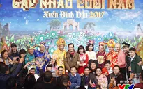 Táo quân 2017: Ngập trong vòng tay của người hâm mộ