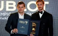 Vượt qua Ronaldo, Messi, Iker Casillas giành danh hiệu "Golden foot 2017"