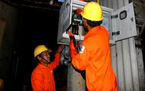 Điện lưới Quốc gia đến với hơn 2.300 người dân xã đảo Sơn Hải