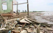 Thiếu hụt phù sa gây gia tăng sạt lở bờ biển ở ĐBSCL