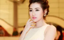 Á hậu Tú Anh diện váy công chúa, đeo trang sức 1,5 tỷ đồng
