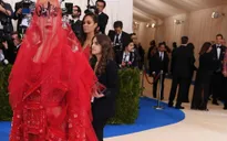 Sao mặc gì tại bữa tiệc thời trang MET Gala 2017?