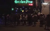 Đà Nẵng: Khách trong quán bar, pub tràn ra đường, gây mất an toàn giao thông