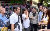 Tour đi bộ miễn phí theo chủ đề: Sản phẩm du lịch ấn tượng