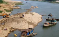 Khai thác cát trái phép trên các lưu vực sông lớn: Vẫn diễn biến phức tạp